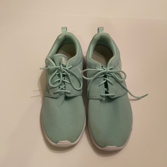 Sold - Picture 2 of 9